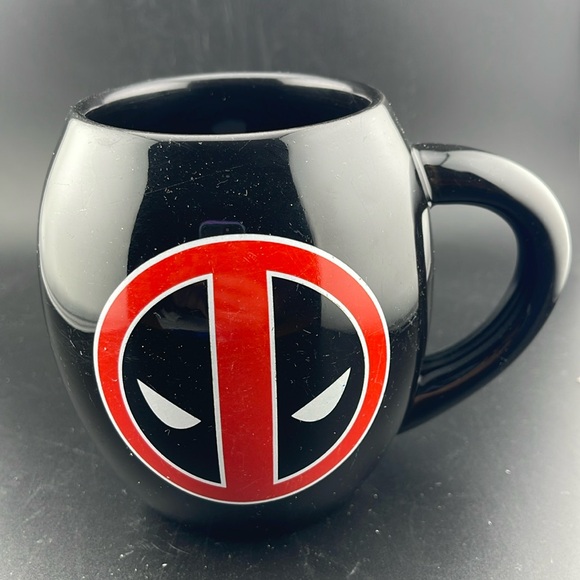 Marvel Other - Marvel Comic Logo Deadpool Black & Red 18oz 4.75" Coffee Cup Mug